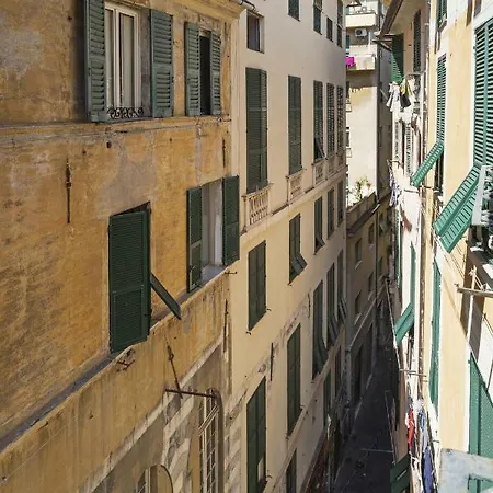 Design In Center By Wonderful Italy *